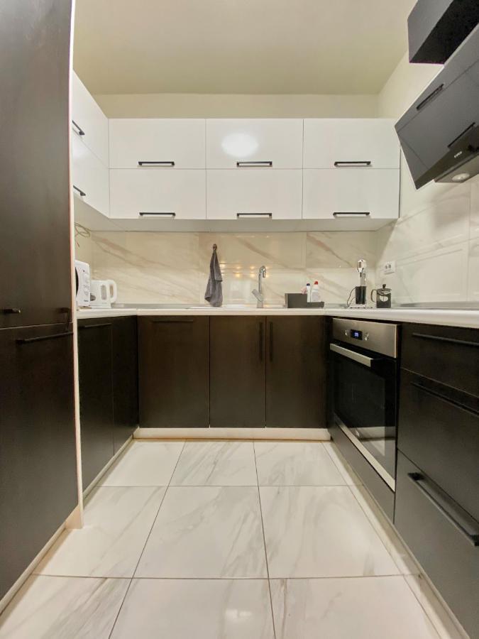Stylish Apartment, Skopje Centre - Private Parking - Panoramic Views Exterior photo